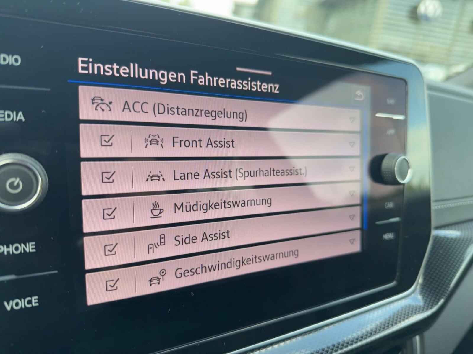 Volkswagen T-Cross – Bild 14