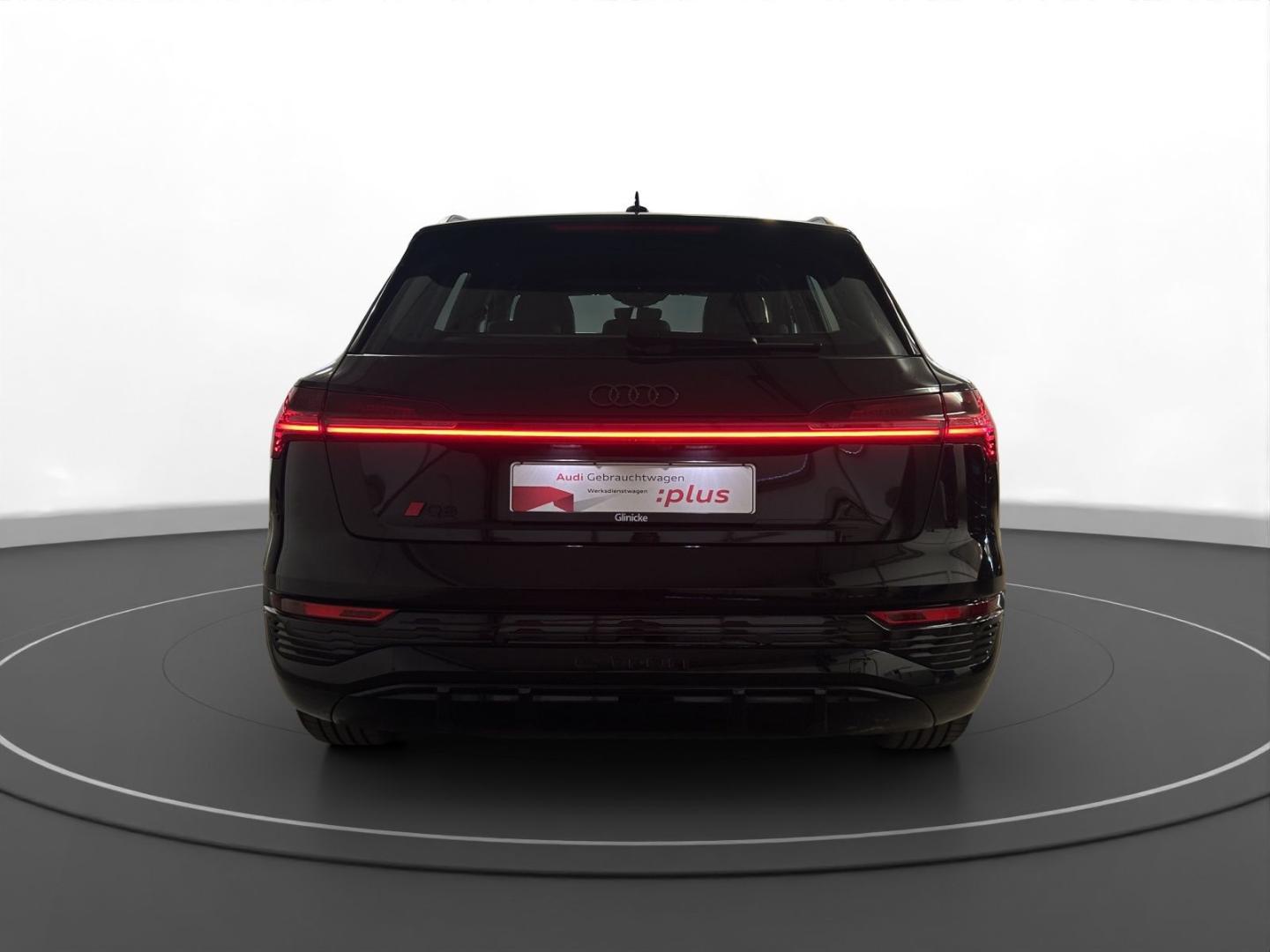 Image about Audi Q8 e-tron S line 50 e-tron quattro