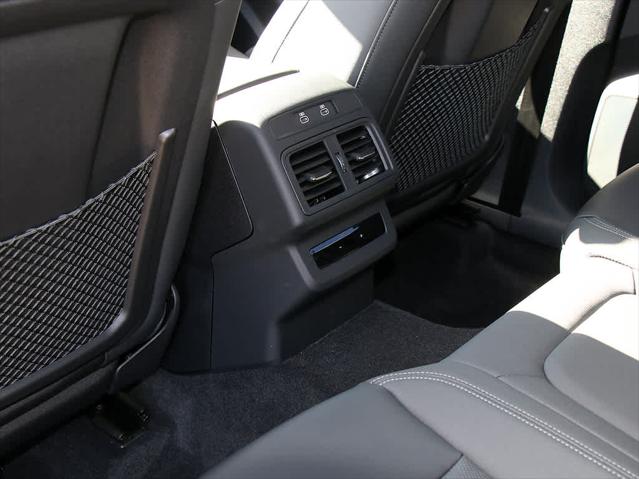 2025 AUDI Q5 - Image 15