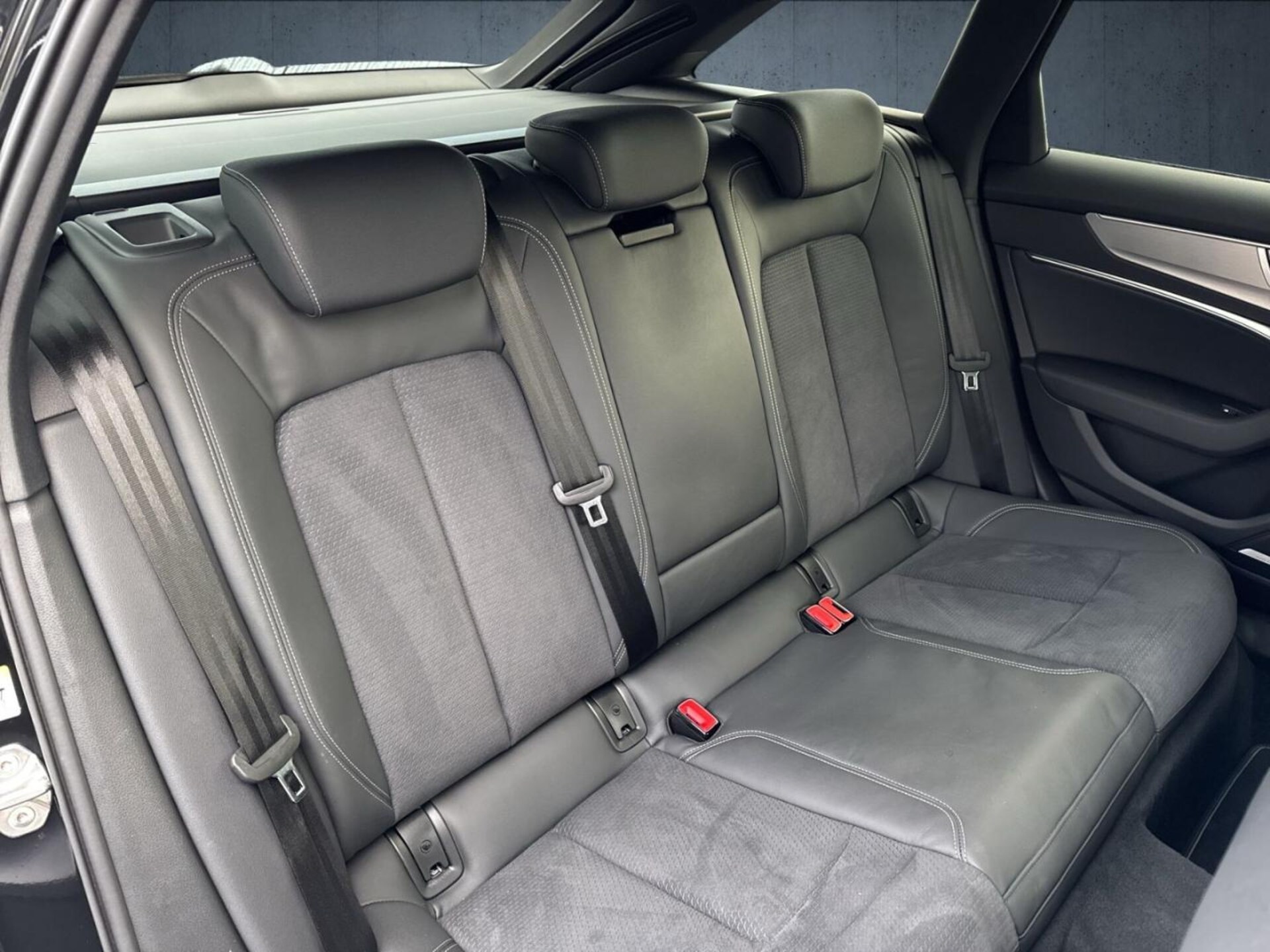 Audi S6 Avant