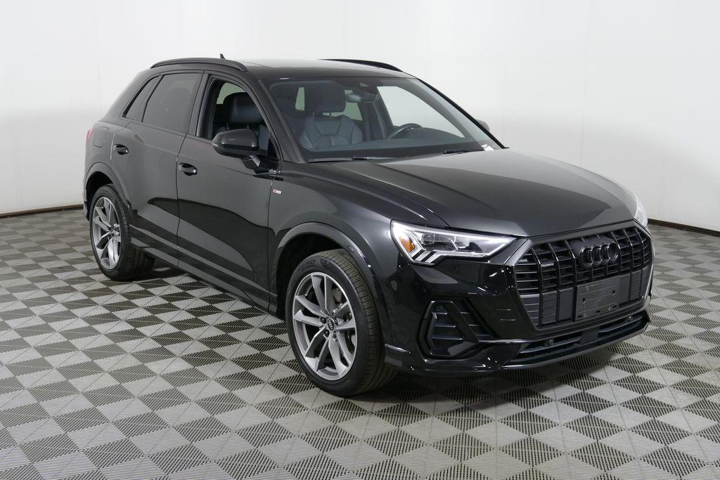 2023 Audi Q3 45 TFSI S Line Premium quattro's photo