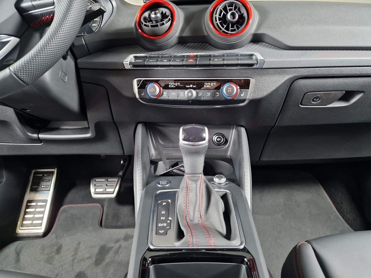 Bild über Audi Q2 S line 35 TFSI S tronic - für weitere Informationen kontaktieren Sie den Audi Partner