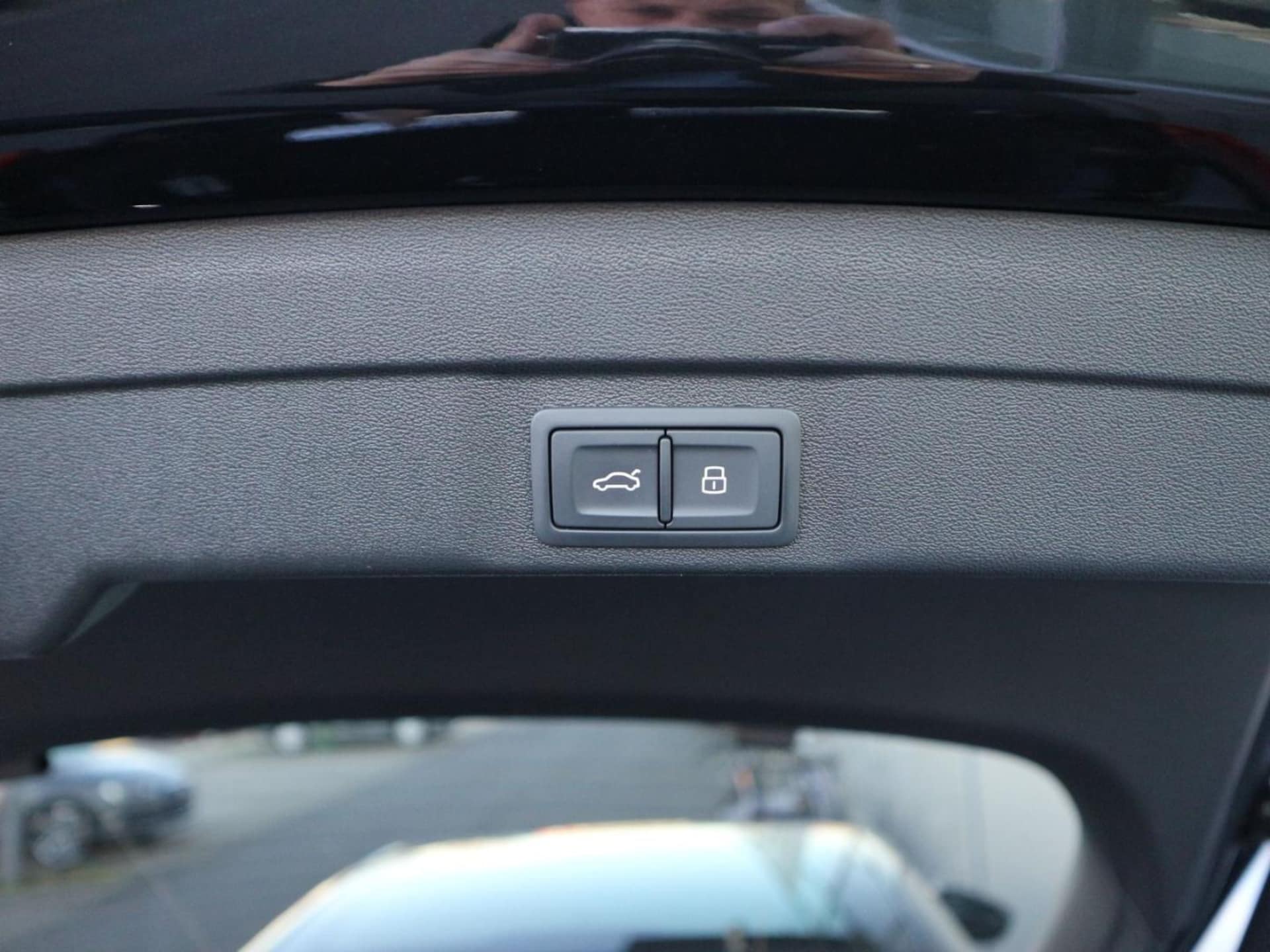 Audi A5 Limousine edition one