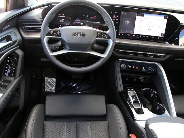 2025 AUDI Q5 - Image 16