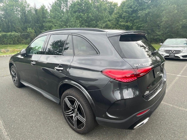 2024 Mercedes-Benz GLC 300