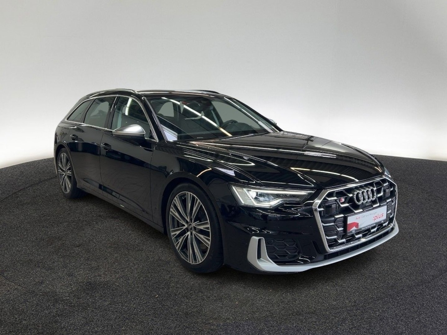 Bild über Audi S6 Avant TDI quattro tiptronic - für weitere Informationen kontaktieren Sie den Audi Partner