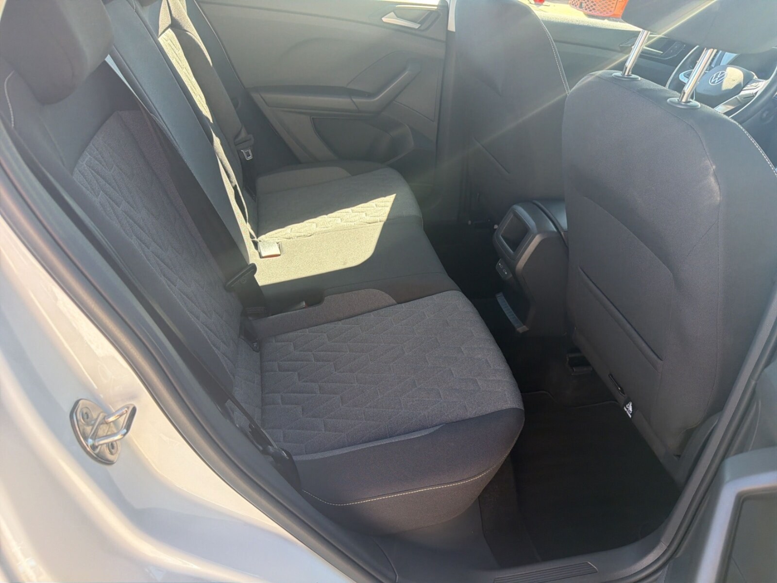 Volkswagen T-Cross – Bild 8