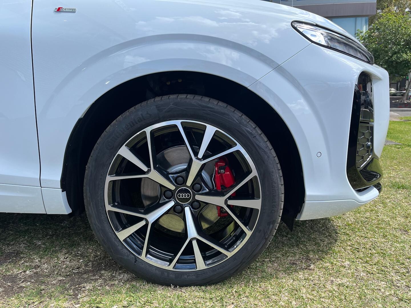 Image about Audi Q3 Sportback TFSI quattro 195 kW
