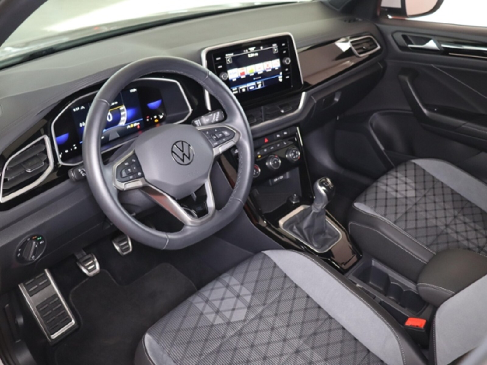 Volkswagen T-Roc – Bild 8