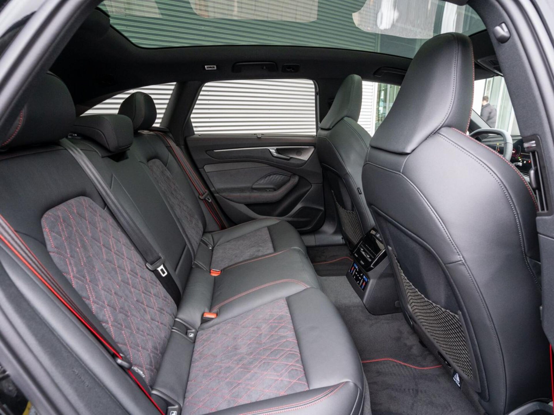 Audi A6 Avant e-hybrid