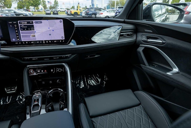2026 Audi SQ5 Premium Plus - Photo 8