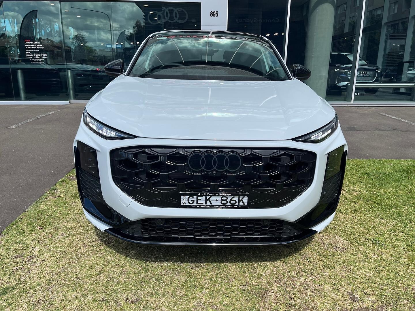 Image about Audi Q3 Sportback TFSI quattro 195 kW
