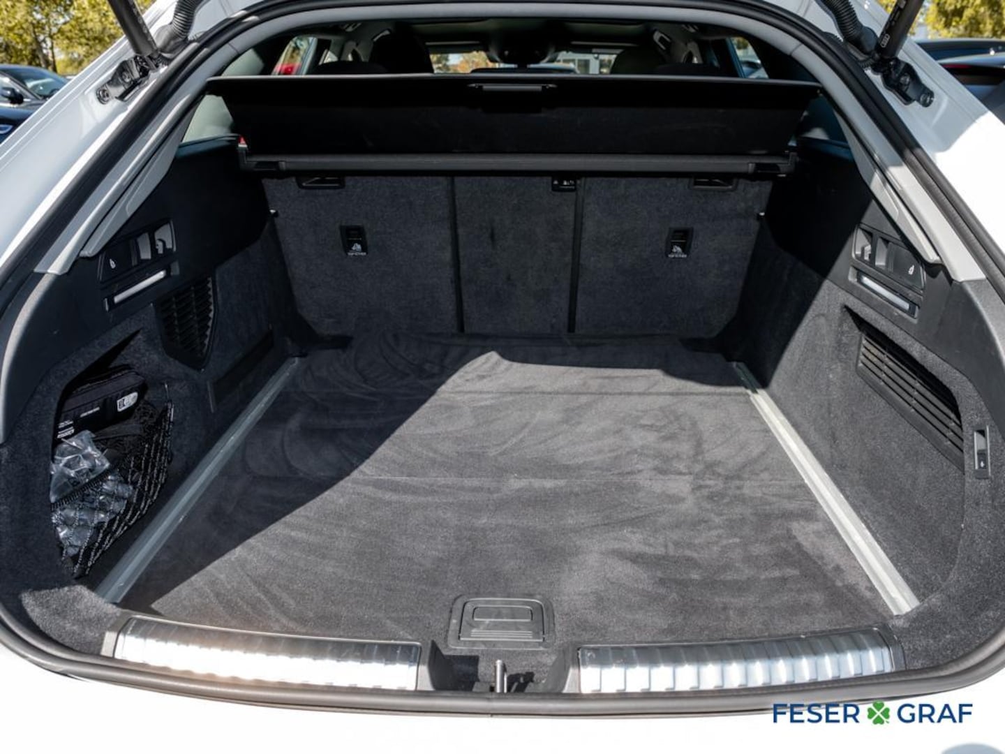 Bild über Audi A6 Avant TDI quattro 150 kW S tronic - für weitere Informationen kontaktieren Sie den Audi Partner