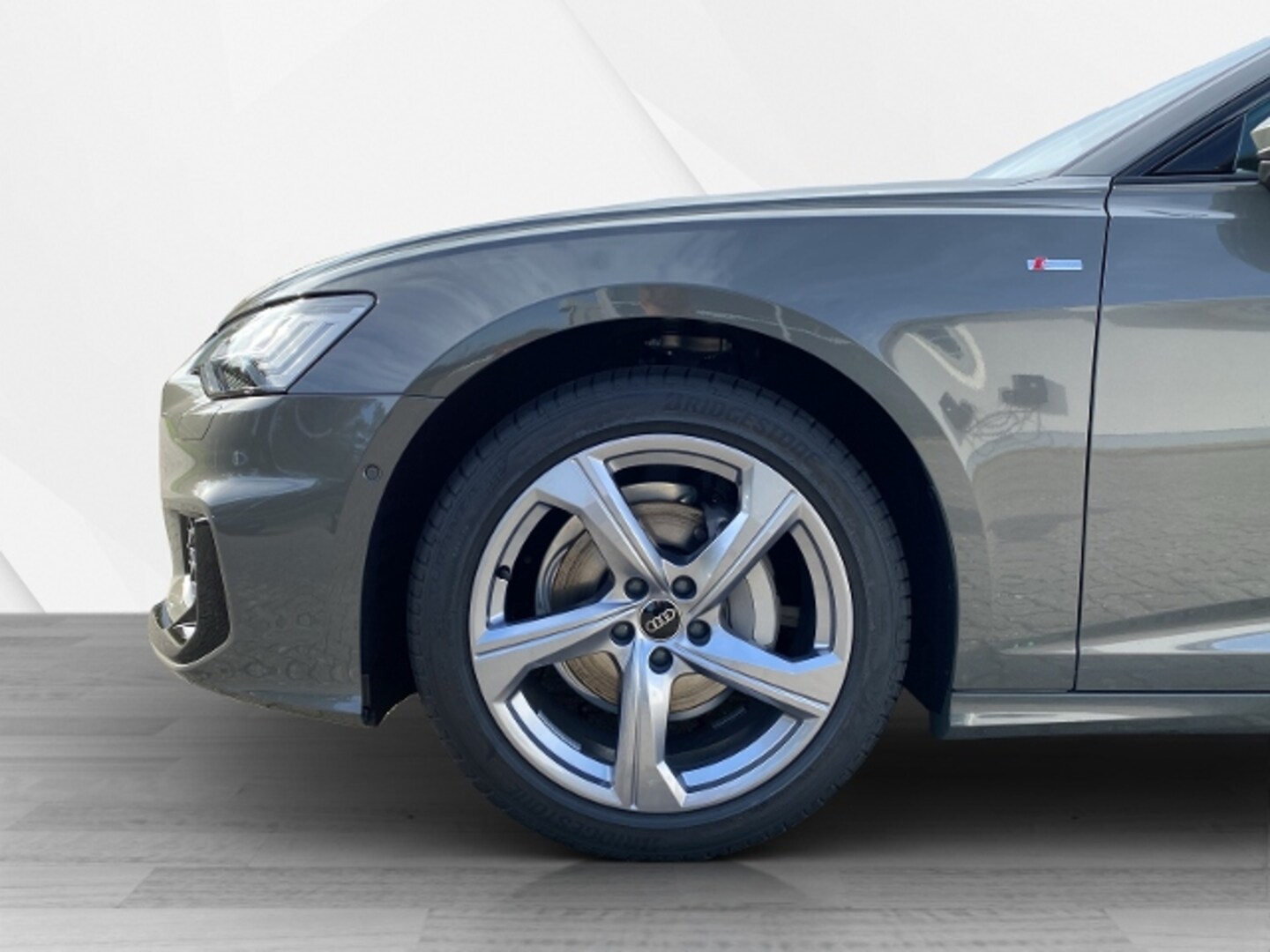 Bild über Audi A6 Avant S line 40 TDI quattro S tronic - für weitere Informationen kontaktieren Sie den Audi Partner