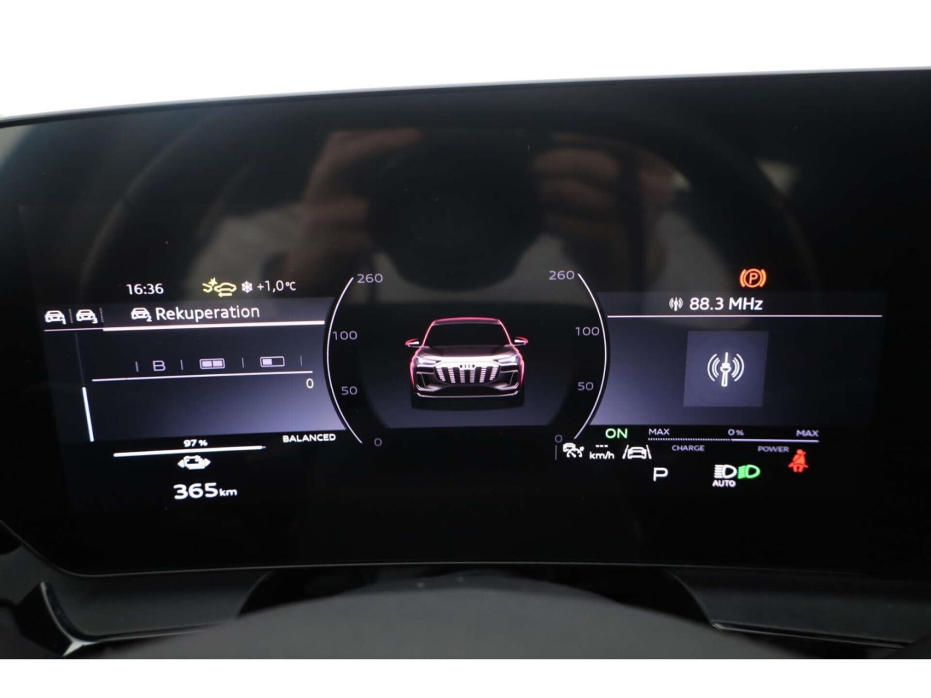 Audi Q6 SUV e-tron