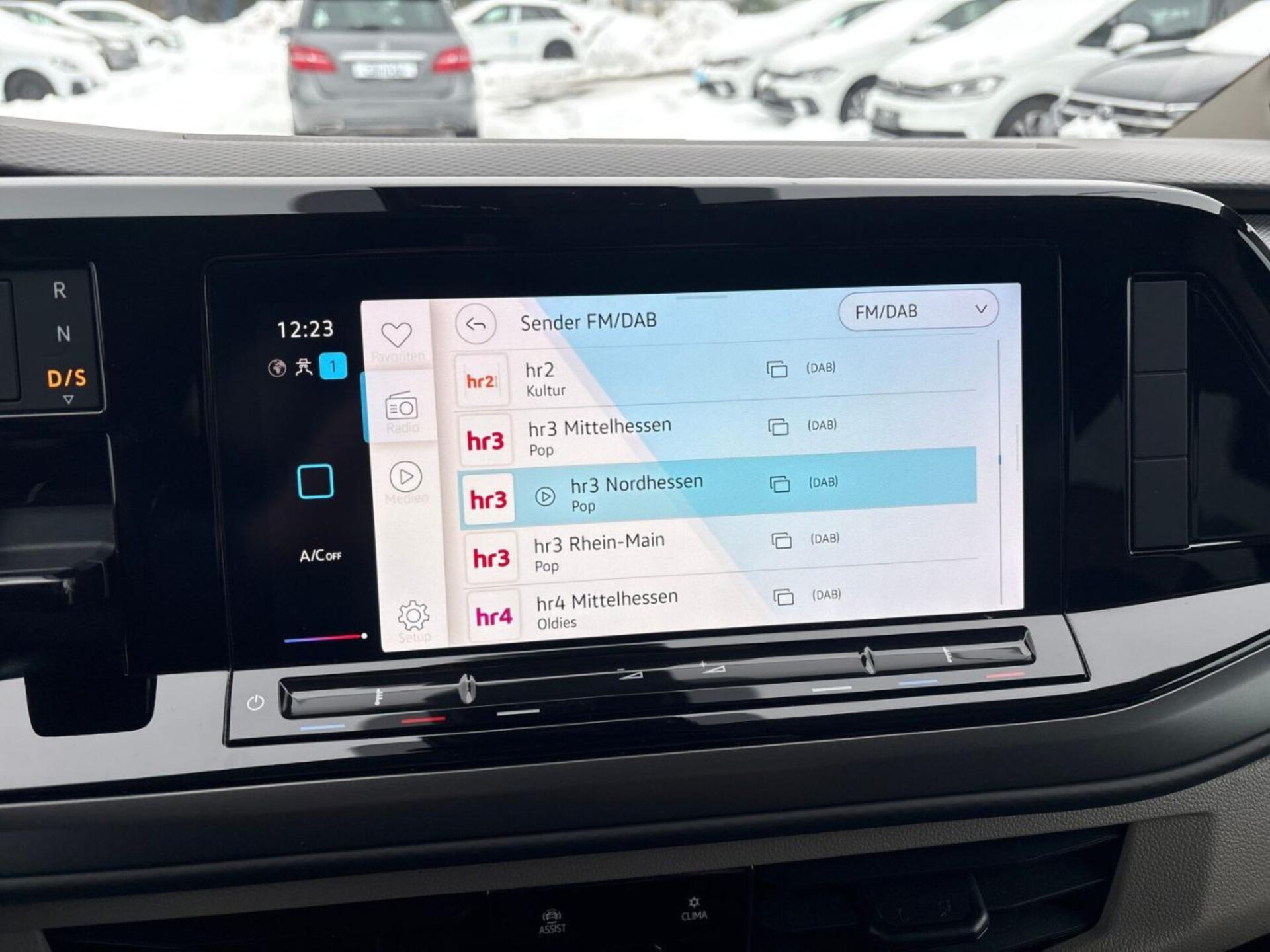 Volkswagen Multivan Basis-Modell