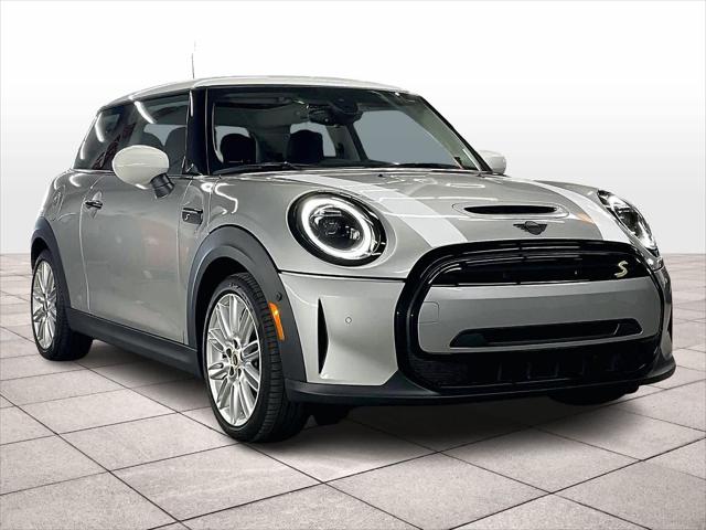 Used 2024 MINI Hardtop 2 Door SE with VIN WMW13DJ09R2U89384 for sale in Sacramento, CA
