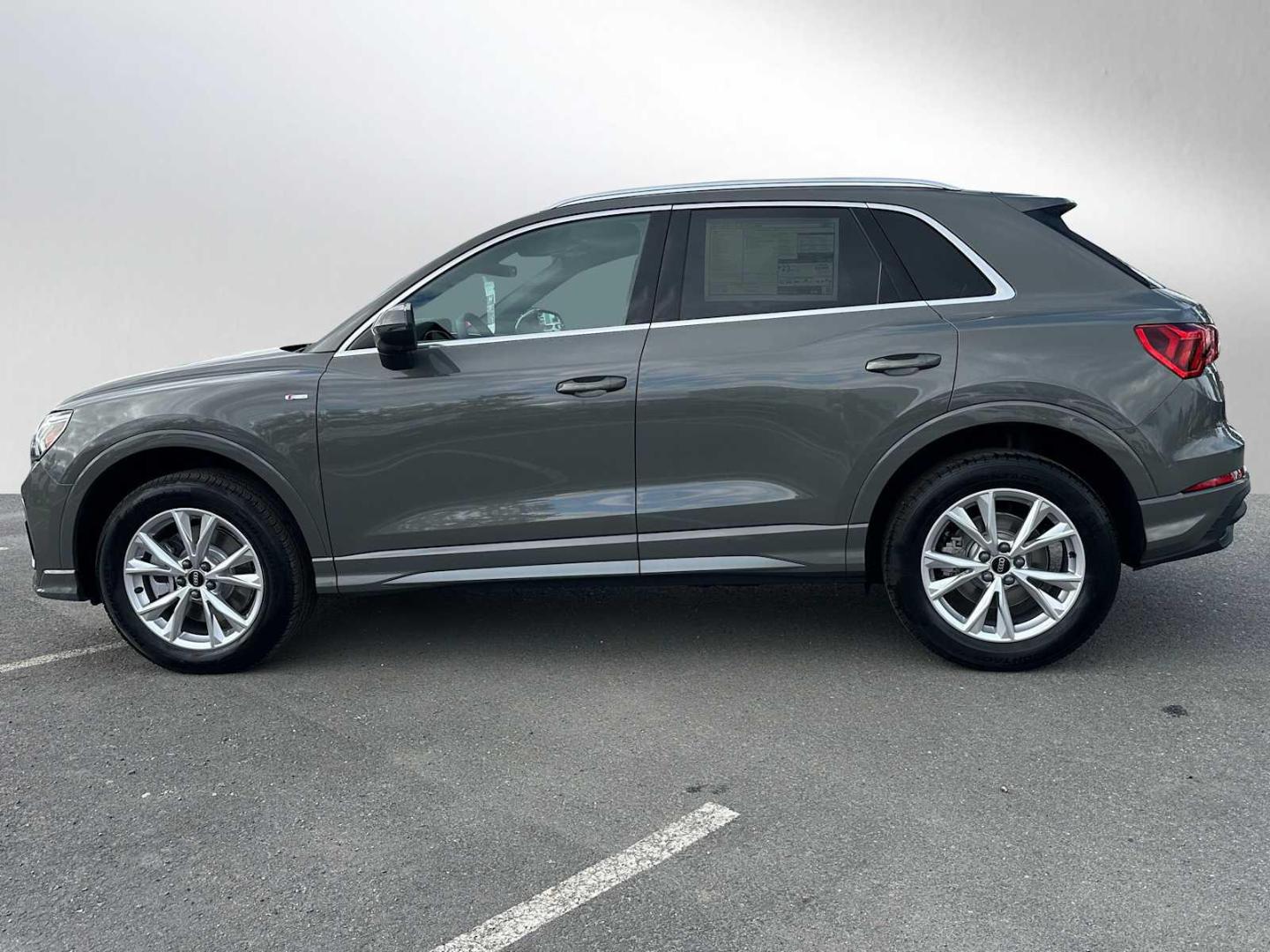 2025 Audi Q3 S Line Premium - Photo 6