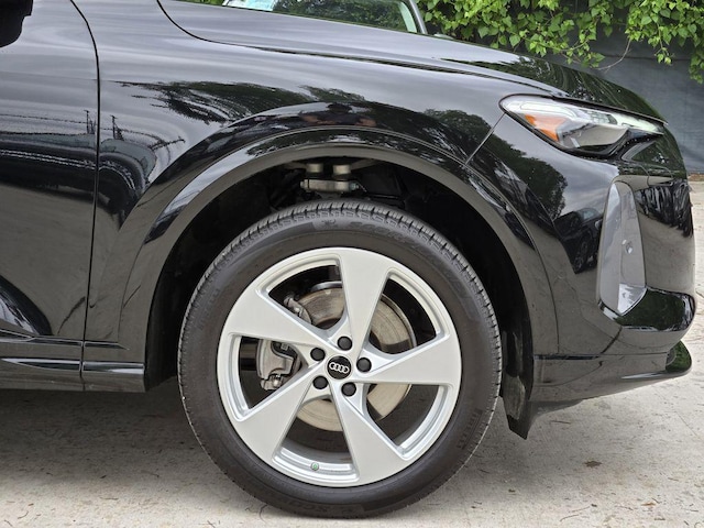 2025 Audi Q5 Premium Plus - Photo 13