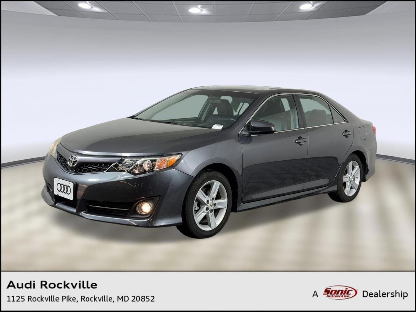 2012 Toyota Camry's photo