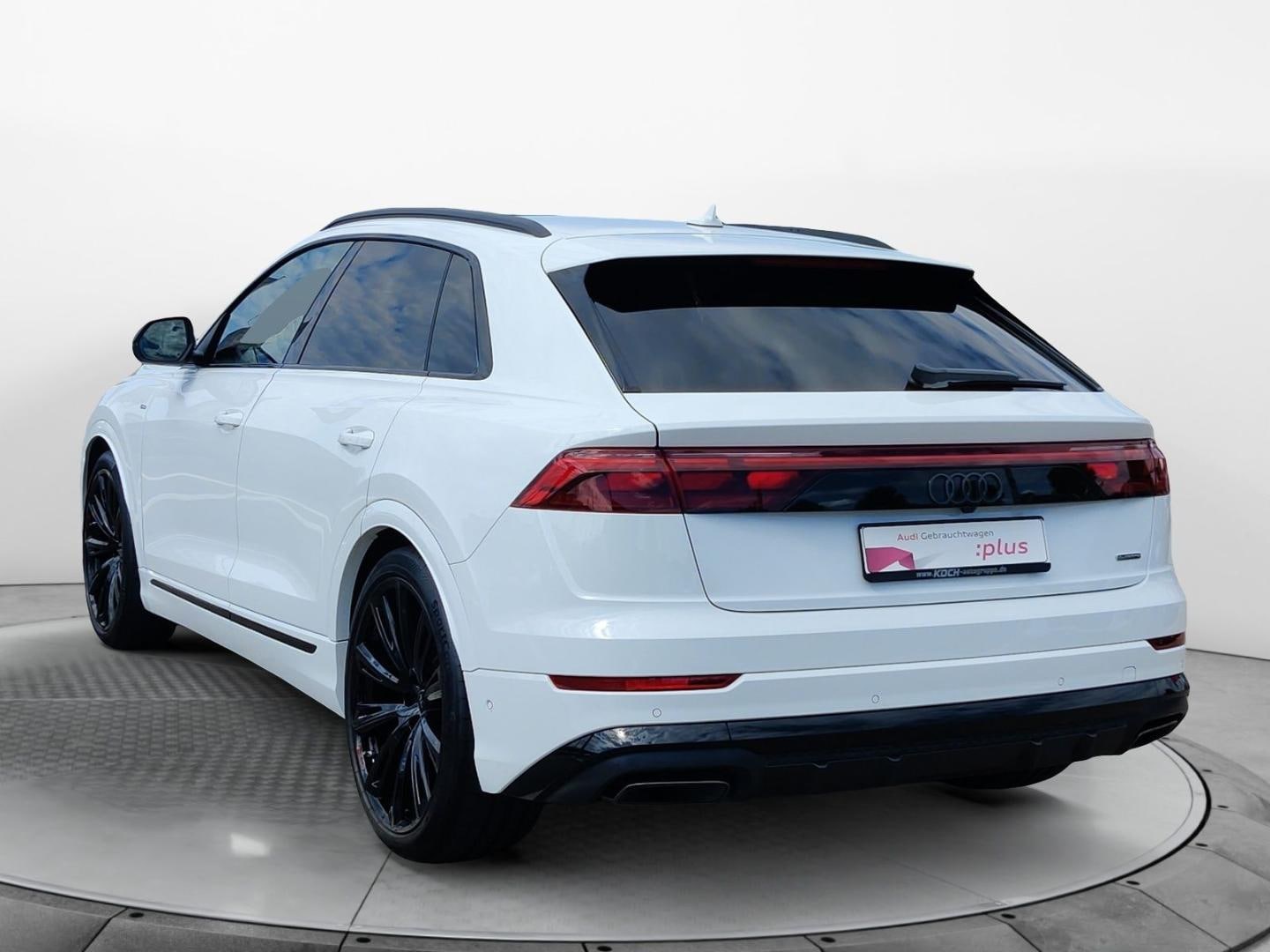 Bild über Audi Q8 SUV S line business TDI quattro 210 kW tiptronic - für weitere Informationen kontaktieren Sie den Audi Partner