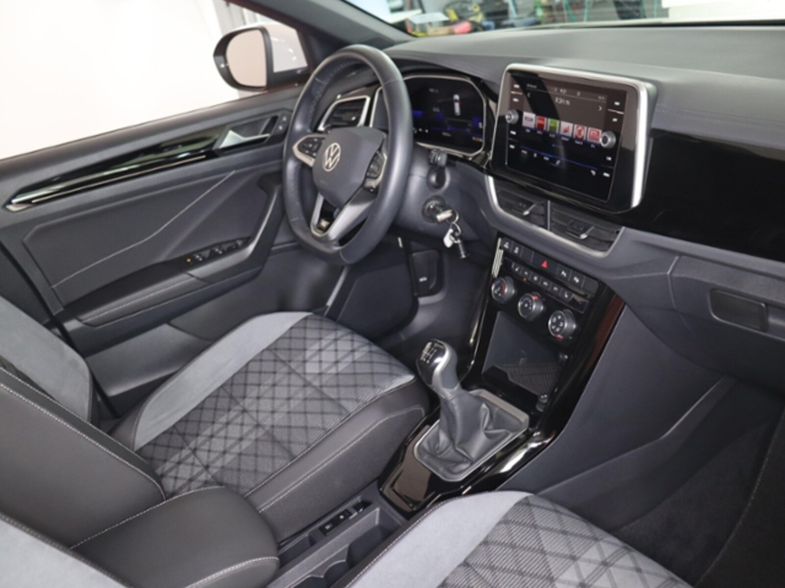 Volkswagen T-Roc – Bild 13