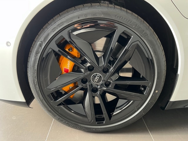 Image about Audi e-tron GT e-tron quattro