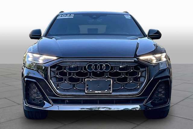 2025 Audi SQ8