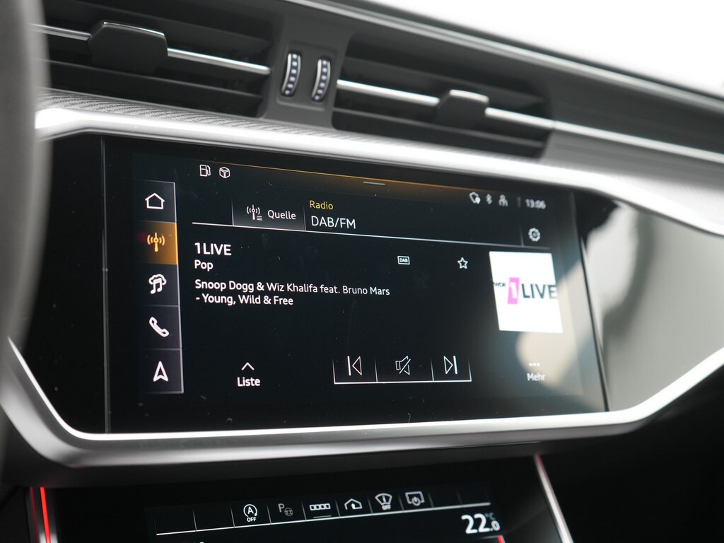 Image about Audi RS 6 Avant performance quattro tiptronic