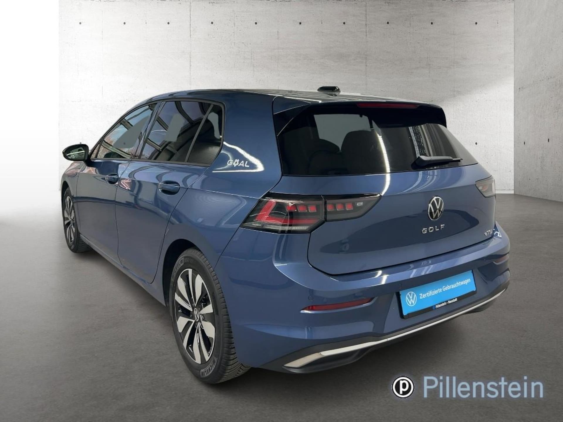 Volkswagen Golf Life