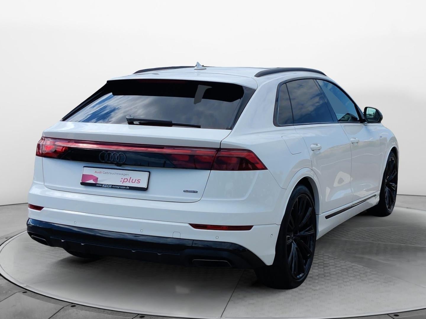 Bild über Audi Q8 SUV S line business TDI quattro 210 kW tiptronic - für weitere Informationen kontaktieren Sie den Audi Partner
