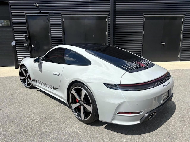 2025 Porsche