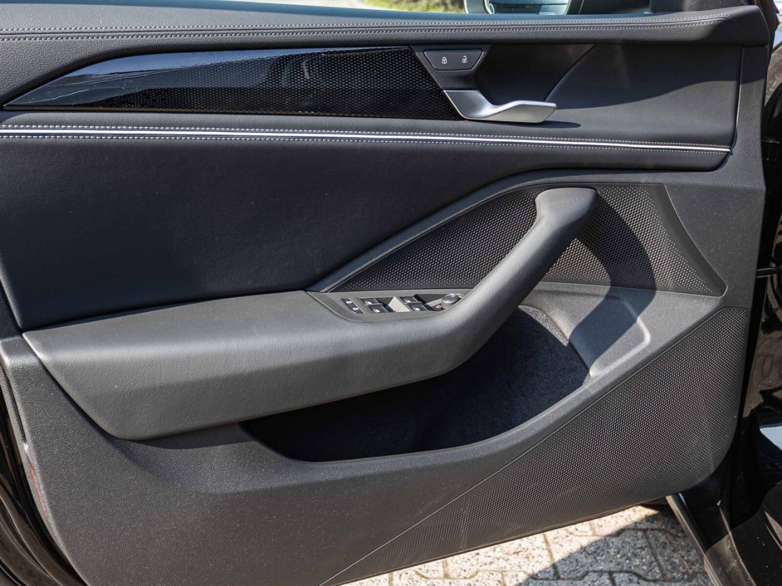 Volkswagen Passat – Bild 8