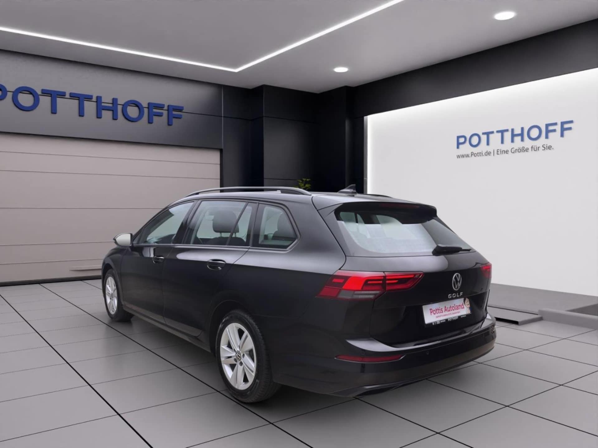 Volkswagen Golf Variant Life