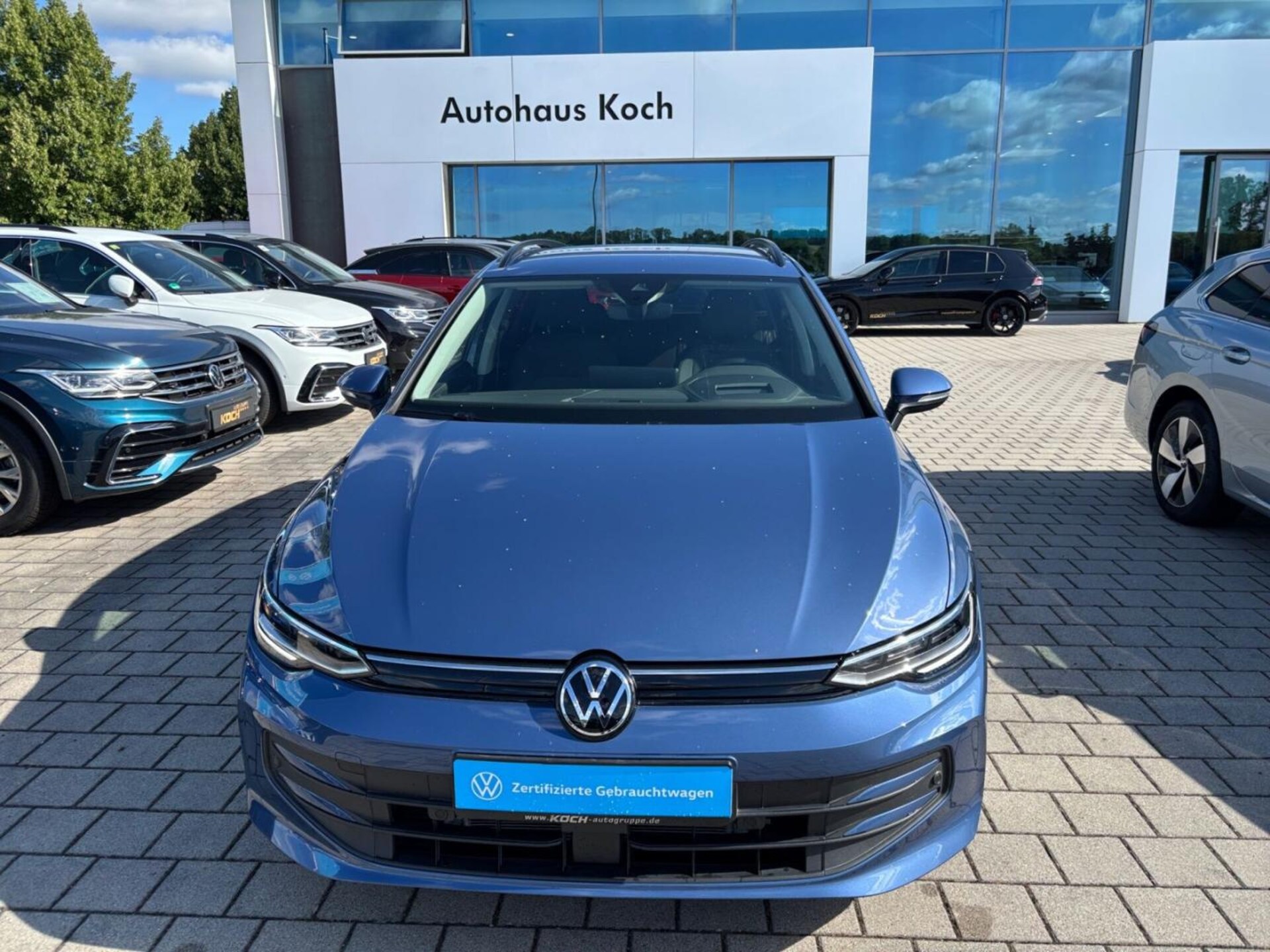 Volkswagen Golf Variant Life