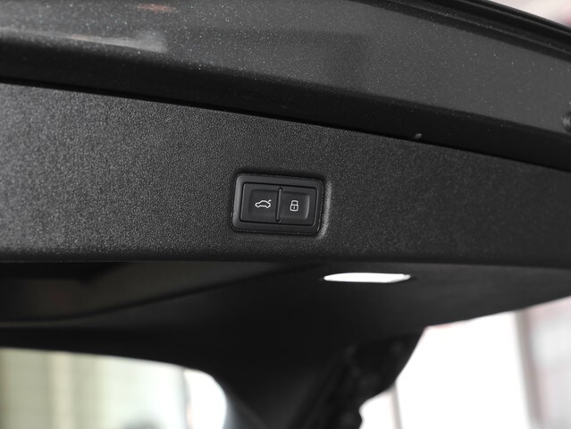 Image about Audi Q5 SUV TDI quattro 150 kW S tronic