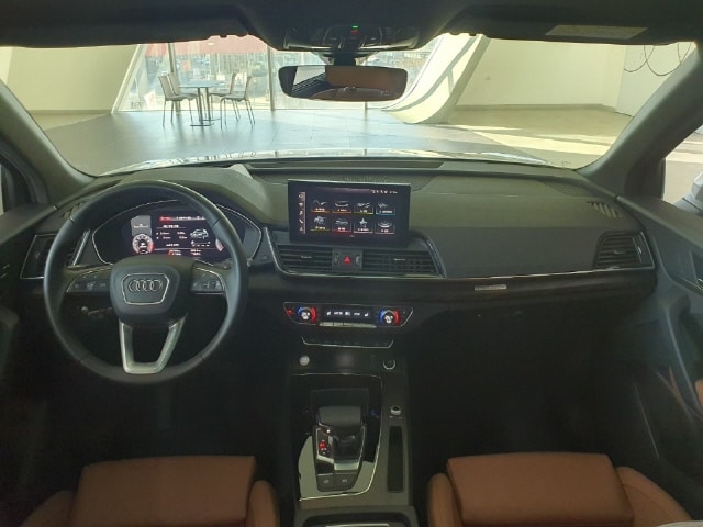 Audi Q5 45 TFSI quattro Premium 195 265 kW hp S tronic 8