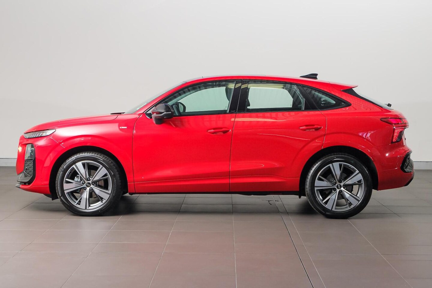 Image about Audi Q3 Sportback TFSI 110 kW