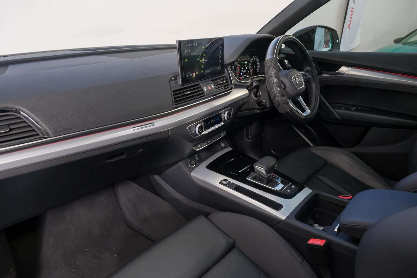 Image about Audi Q5 Sportback 40 TDI quattro S tronic
