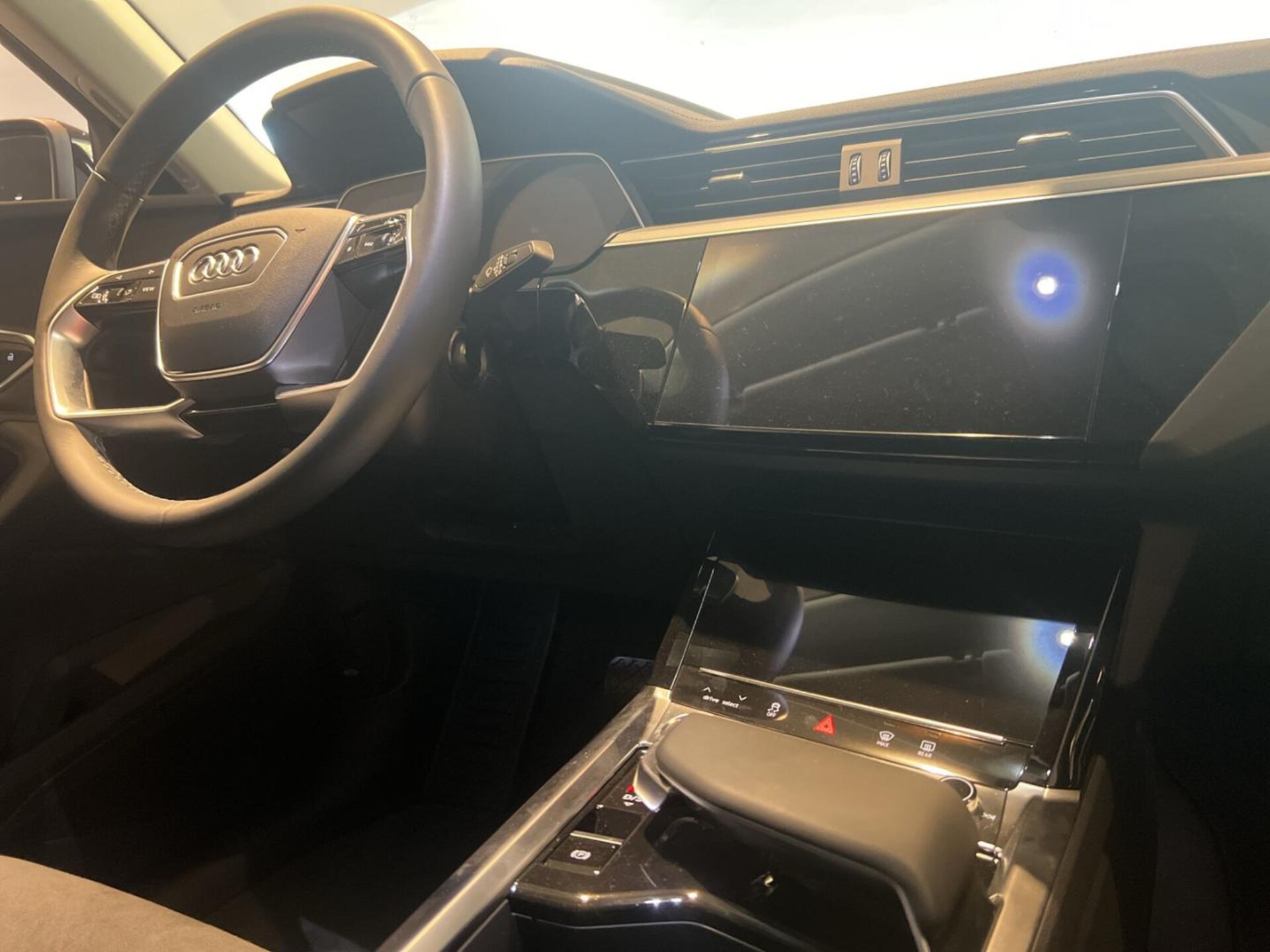 Audi Q8 Sportback e-tron Advanced