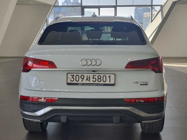 Audi Q5 45 TFSI quattro Premium 195 265 kW hp S tronic 5