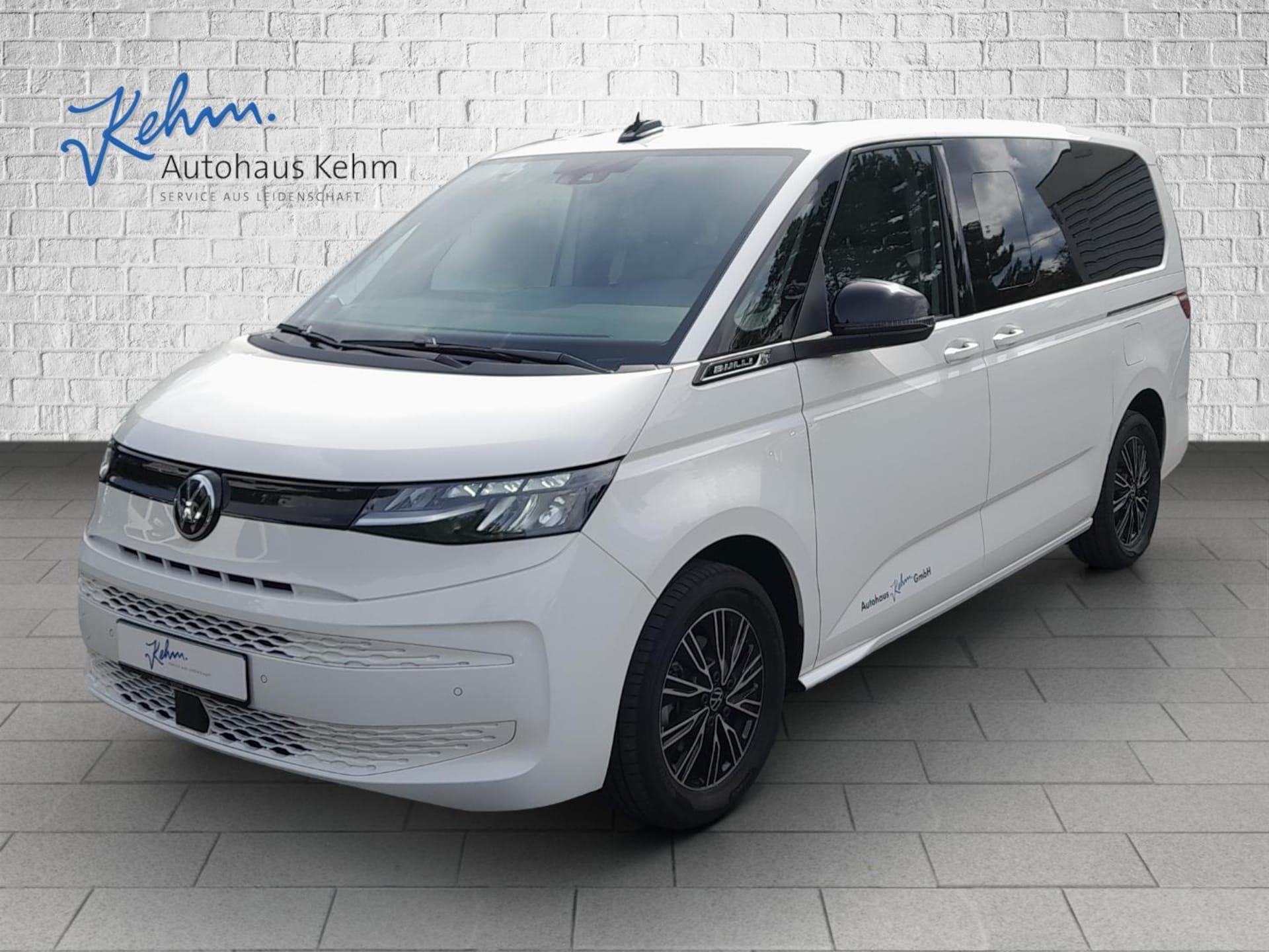 Volkswagen Multivan Langversion Basis-Modell