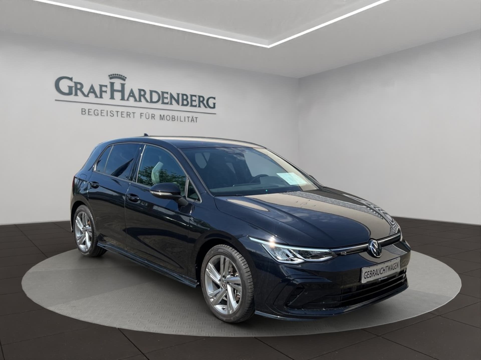 Volkswagen Golf R-Line