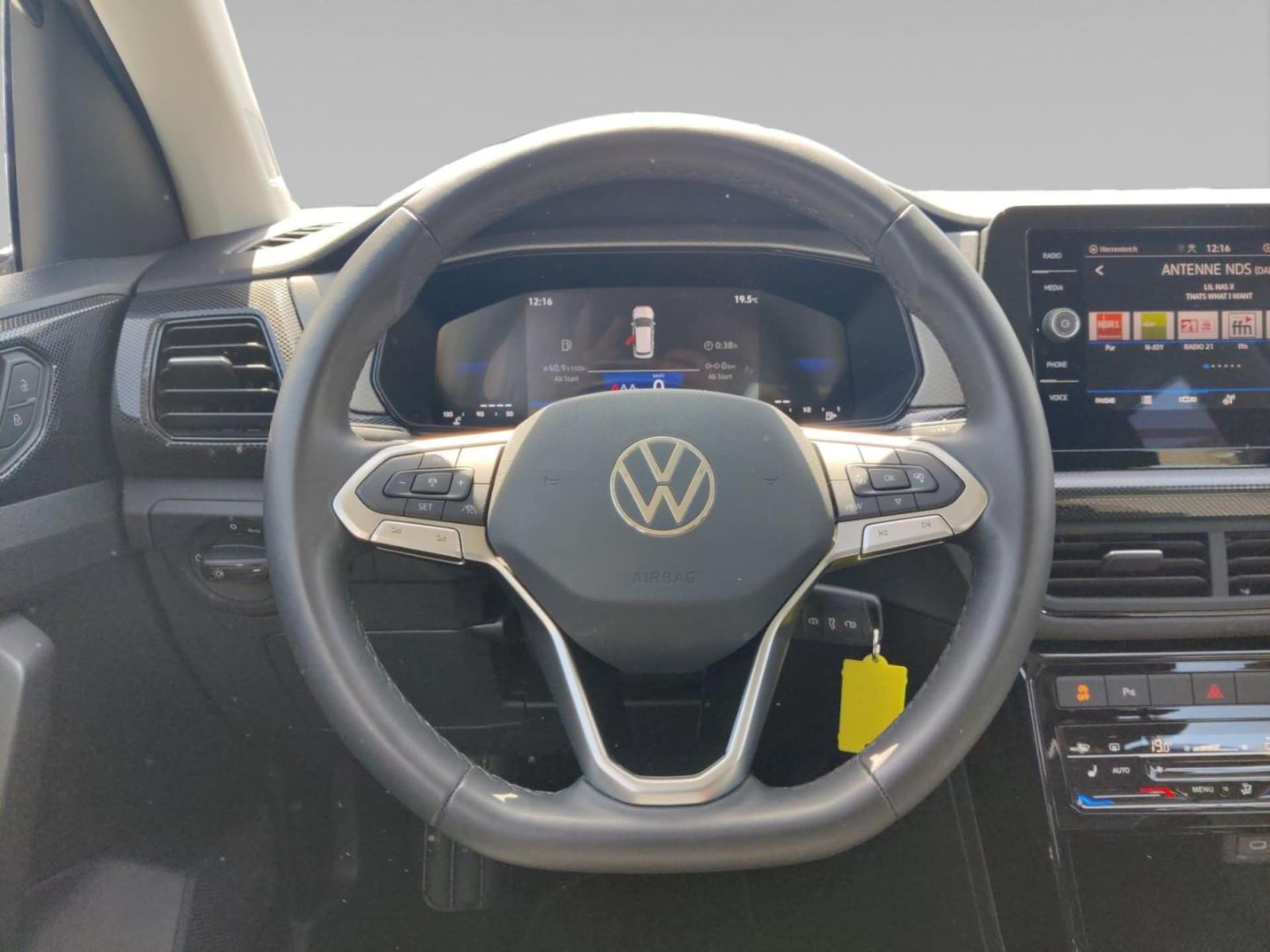 Volkswagen T-Cross Life