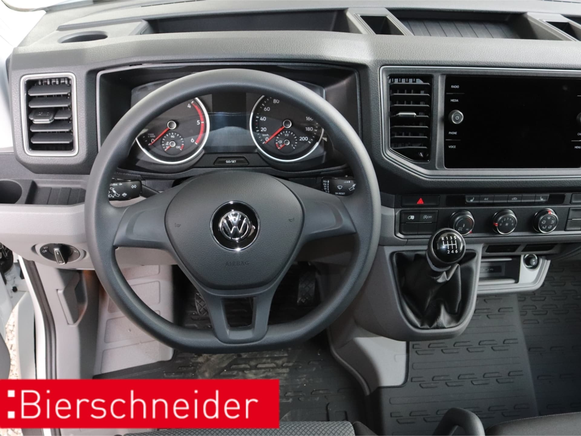 Volkswagen Crafter Kasten mittlerer Radstand
