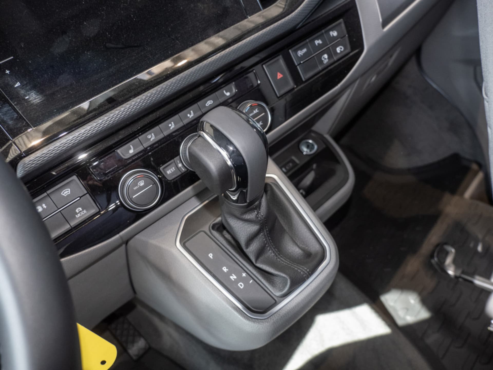 Volkswagen T6.1 California Ocean