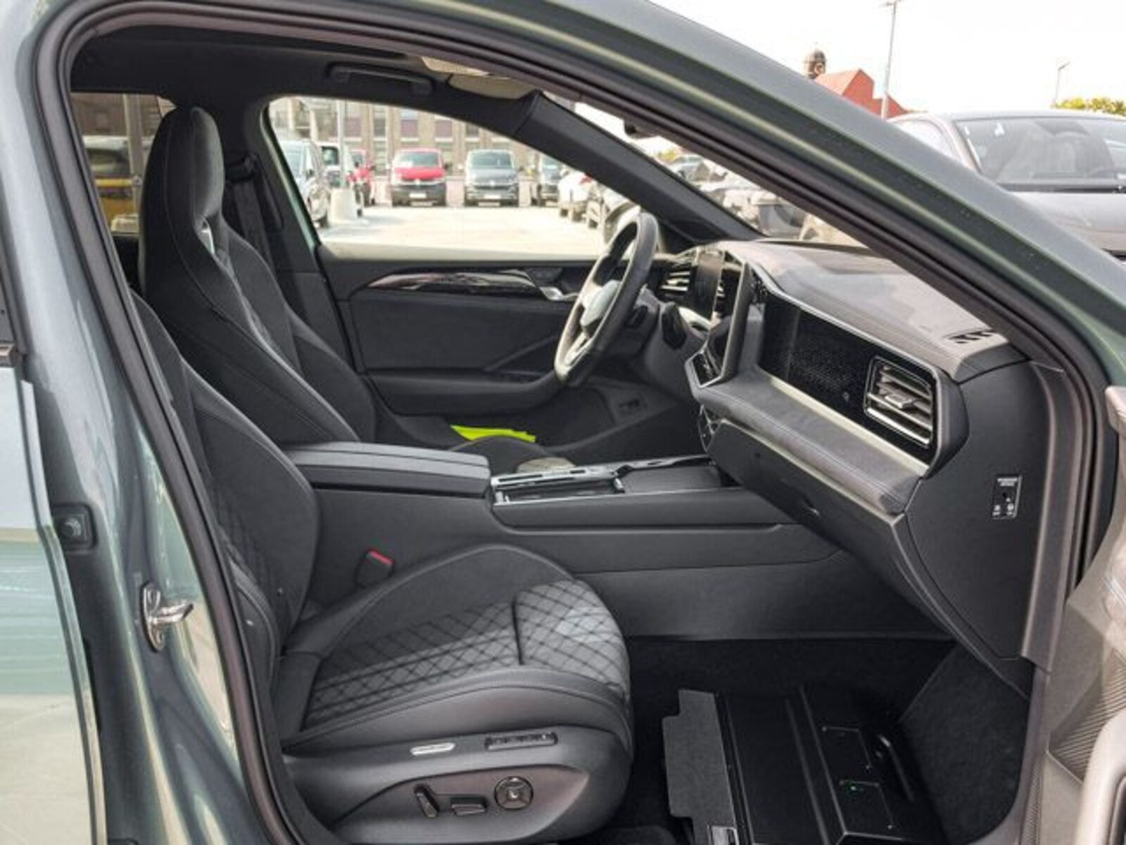 Volkswagen Passat – Bild 4