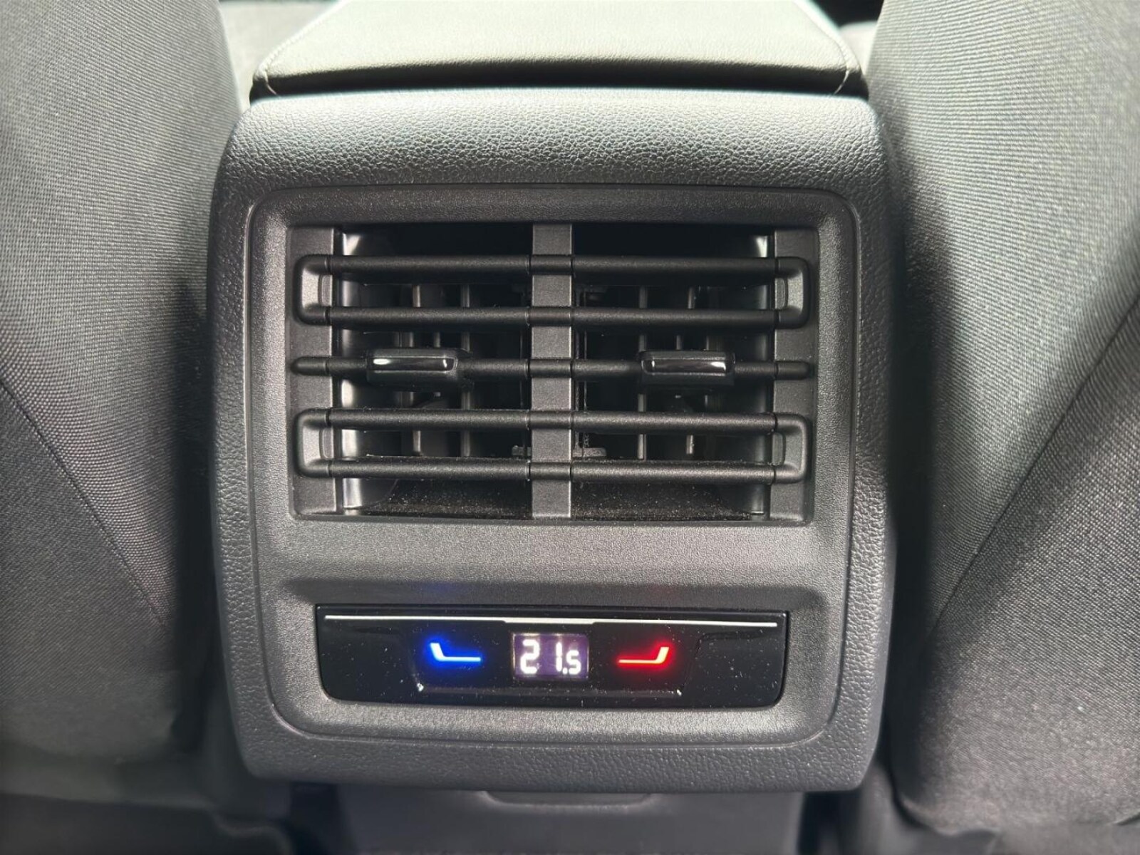 Volkswagen Golf – Bild 21