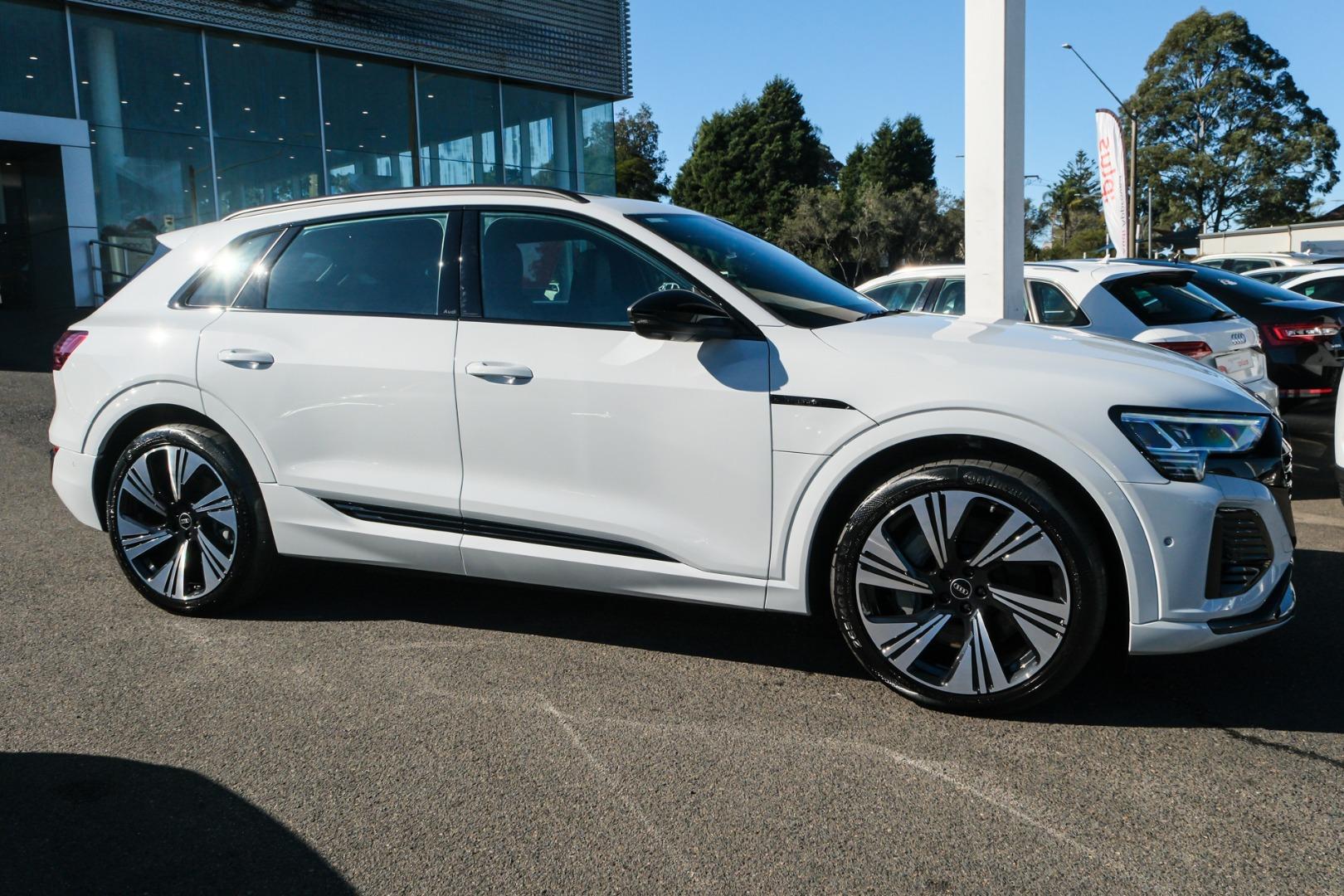 Image about Audi Q8 e-tron 55 e-tron quattro Launch Edition 300,00 kW