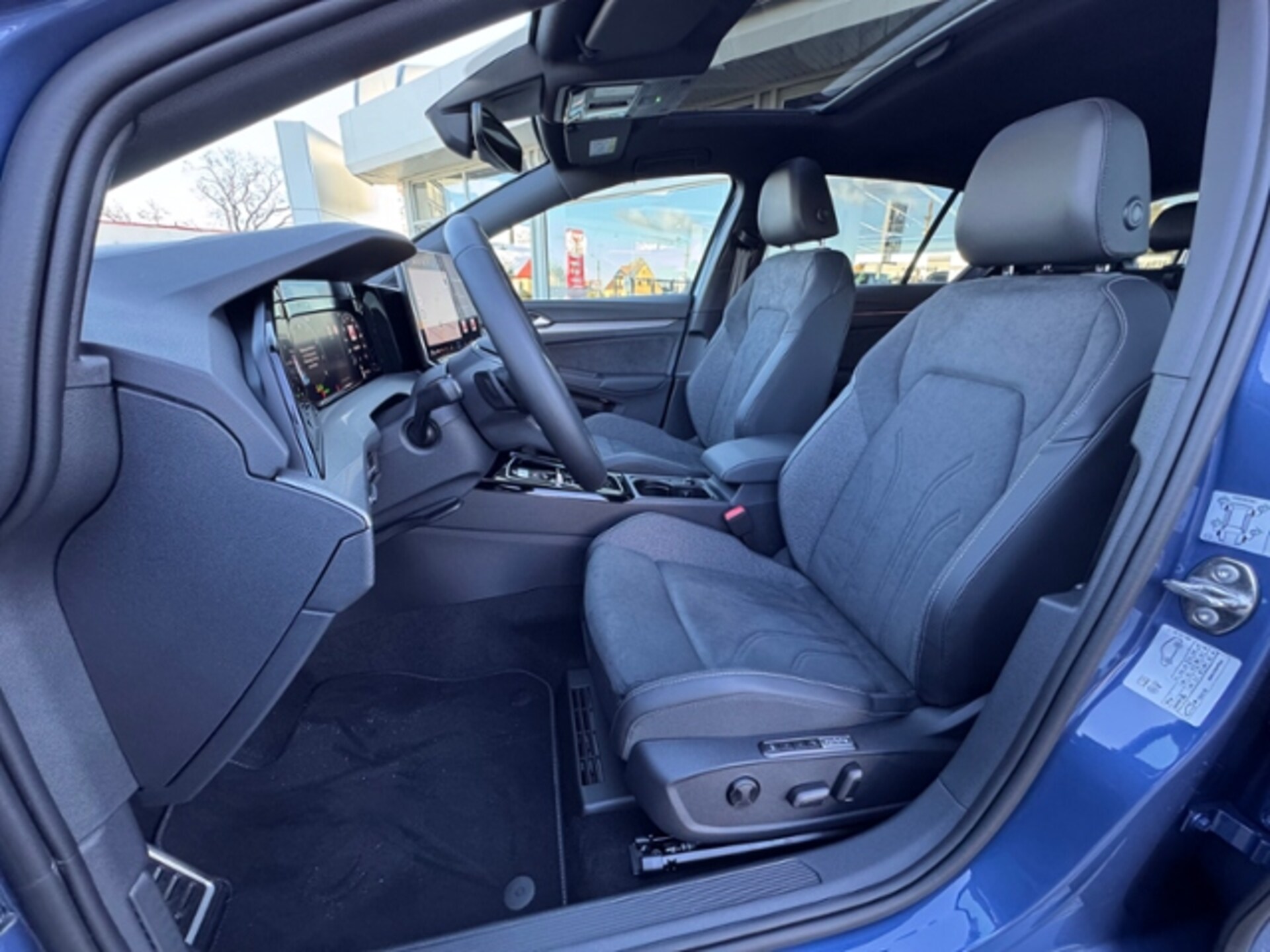 Volkswagen Golf Style